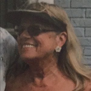 Meet your Posher, Rochelle